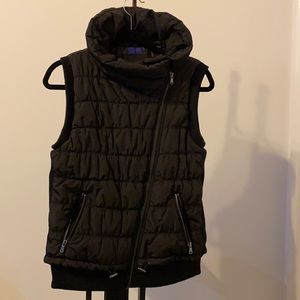 Super quilted Calvin Klein Performance vest.  Lg.